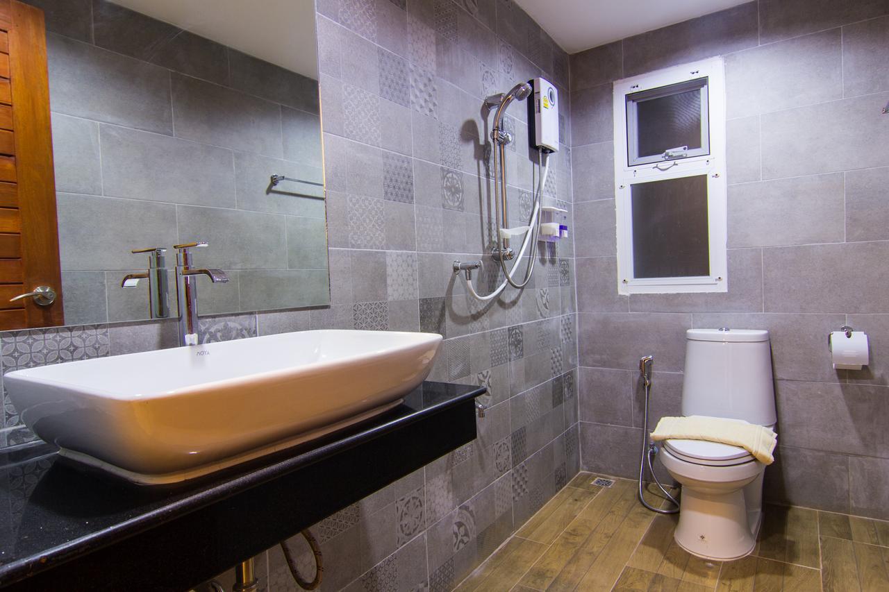 Suan Dok Gate Guesthouse Chiang Mai Dış mekan fotoğraf