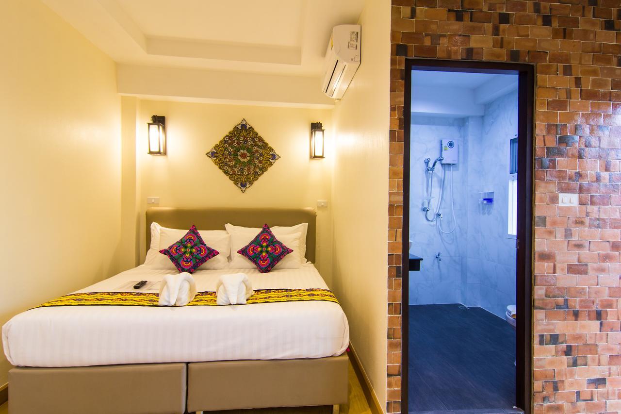 Suan Dok Gate Guesthouse Chiang Mai Dış mekan fotoğraf