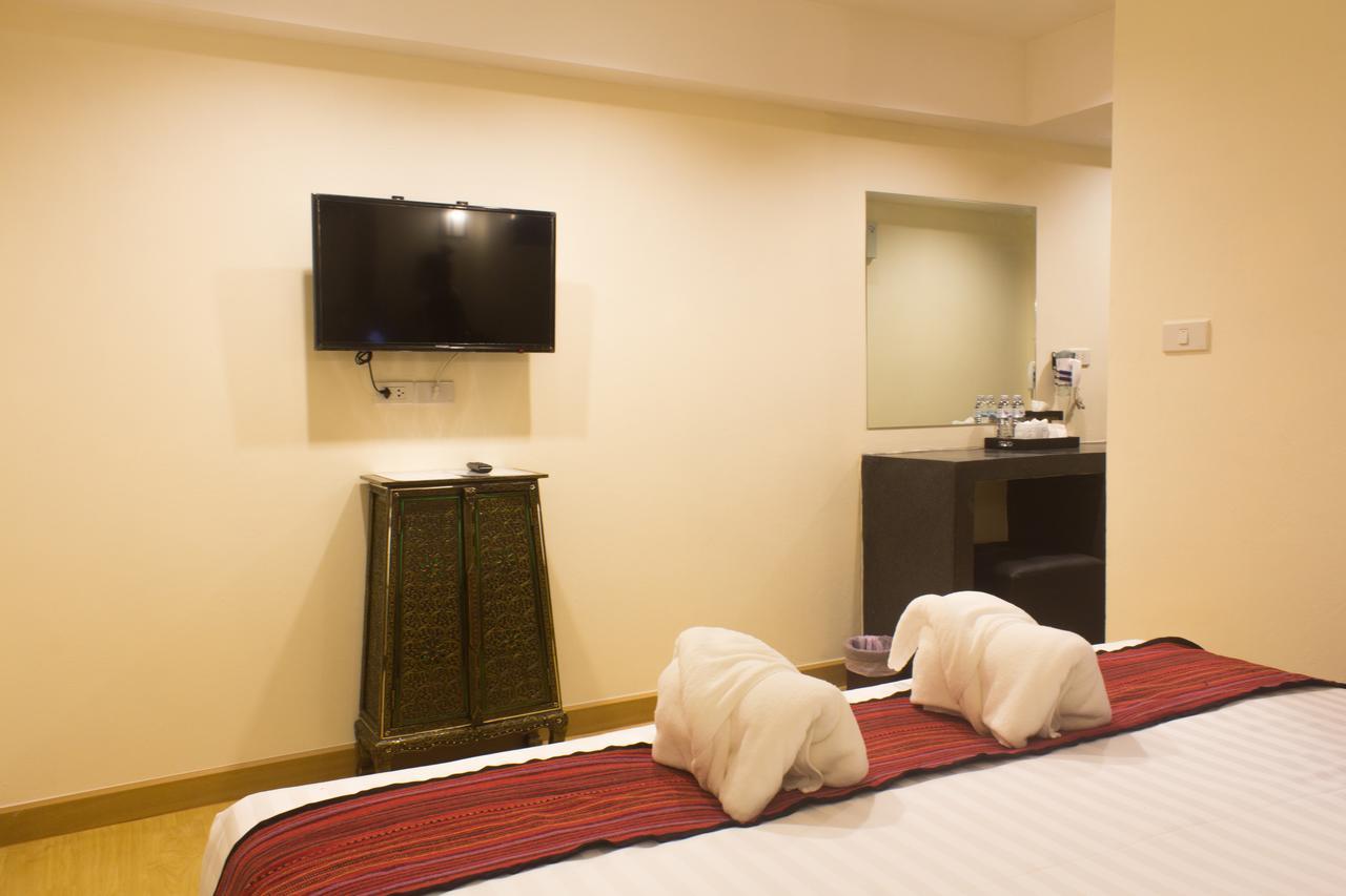 Suan Dok Gate Guesthouse Chiang Mai Dış mekan fotoğraf